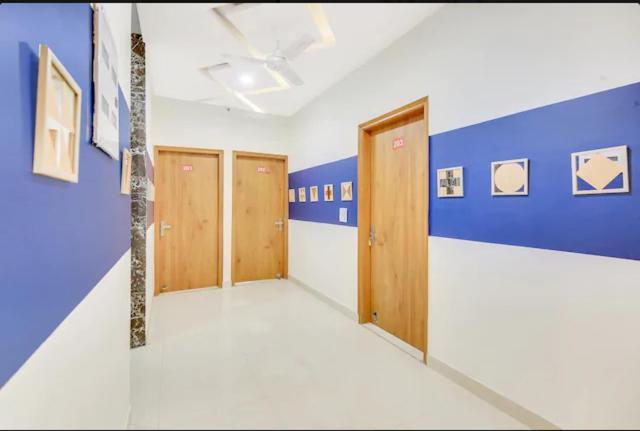 Hotel Vegas Hotel New Delhi